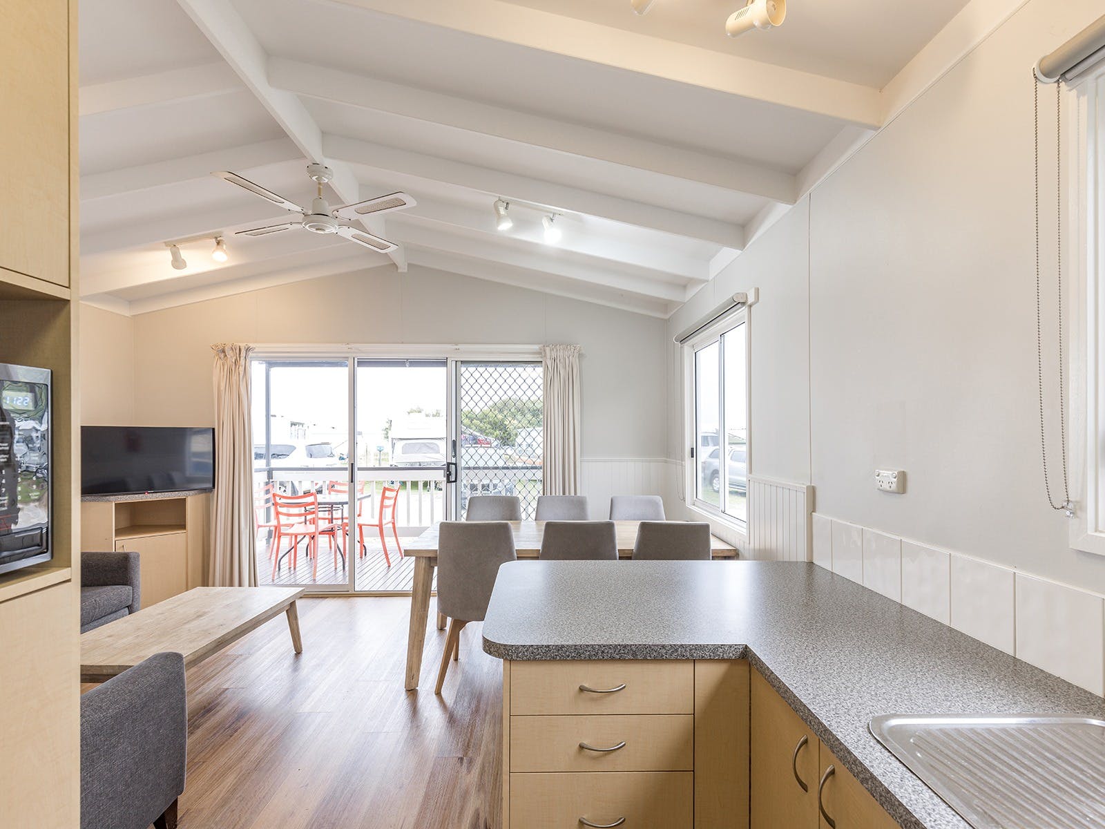 Pelican Cabin | Open Plan Living