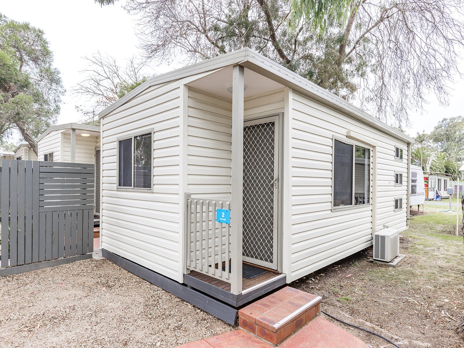 Ibis Cabin | External