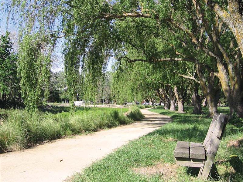Yarrowee River Trail, Goldfields, Victoria, Australia